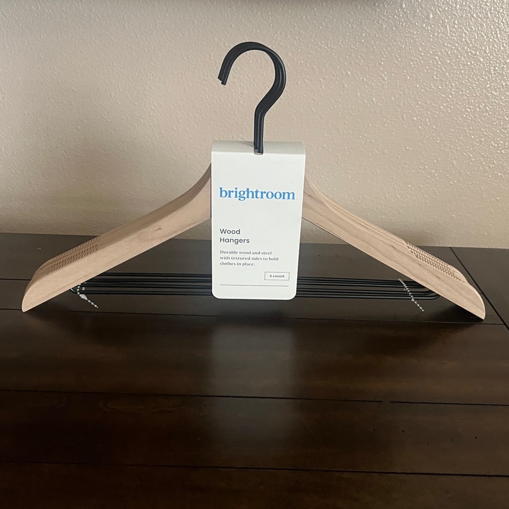 Brightroom Hangers - Pack of 4 - NWT